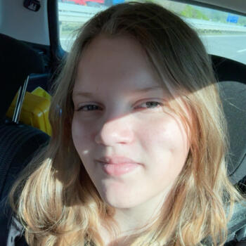 Babysitter in Büchel: Anna