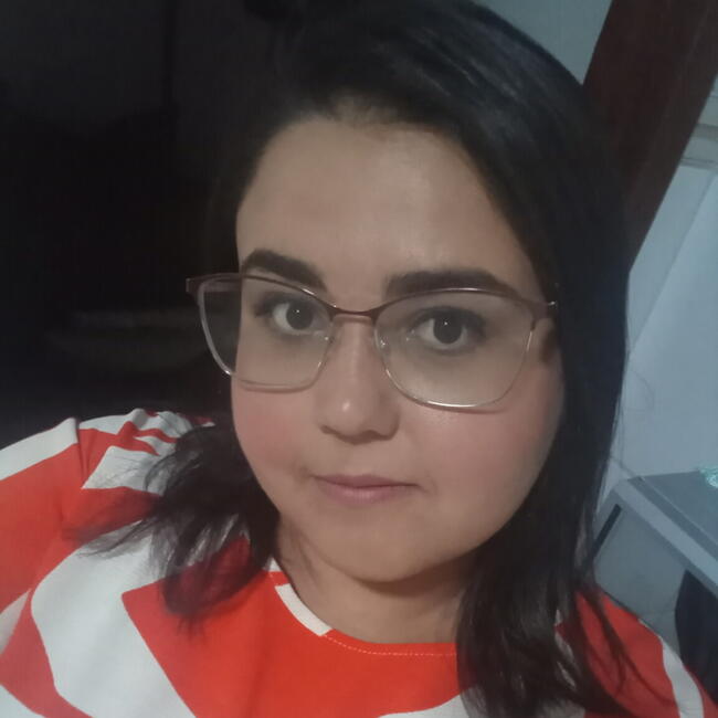 Babá em Pouso Alegre: LUCILENE