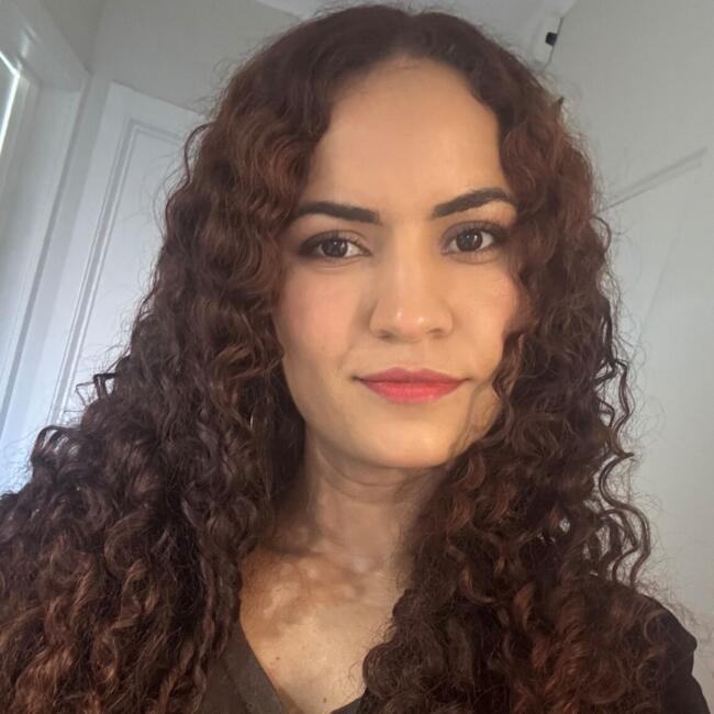 Babysitter in Almada: Rithiely