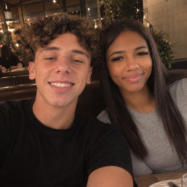 Babysitter in Fréjus: Lenny&Nakissa