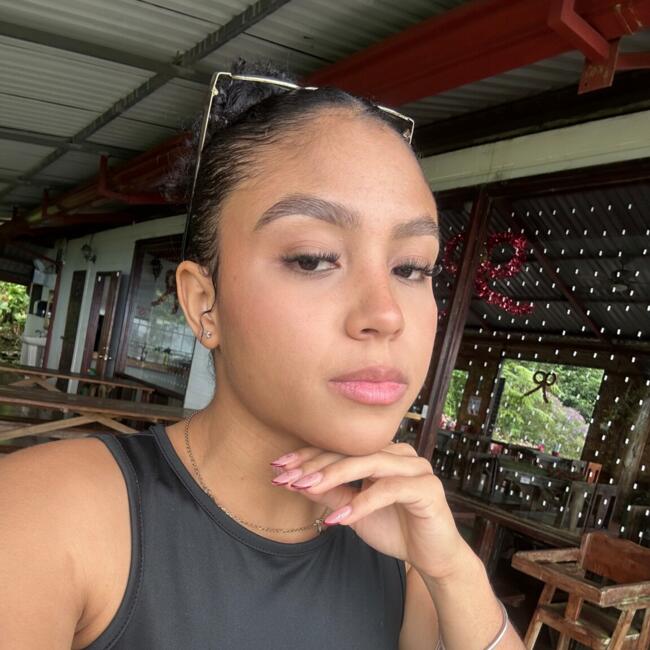 Niñera en Siquirres: Shaina james