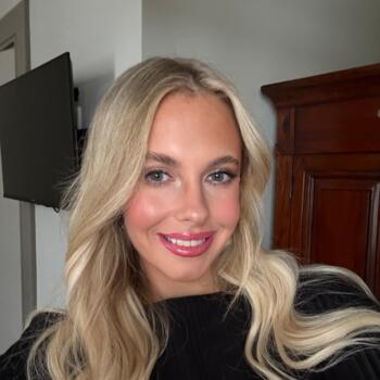 Babysitter in Pottsville: Chloe