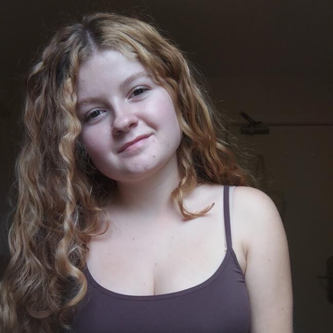Babysitter in Saint-Lunaire: Maria