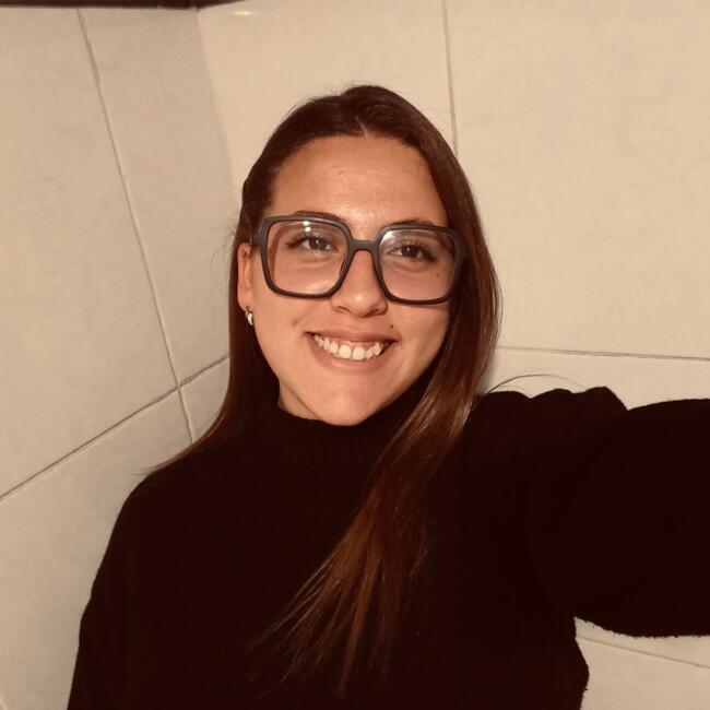 Babysitter in Joaquín Suárez: Camila