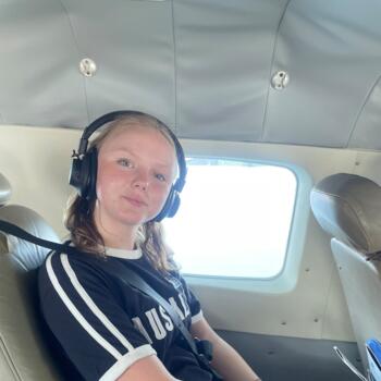 Babysitter in Airlie Beach: Josefine