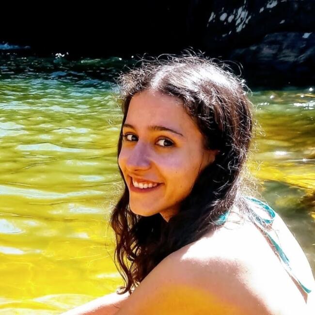 Baby-sitter in Warrnambool: Luana