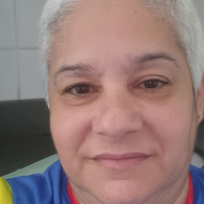 Babysitter in Belo Horizonte: Adriana