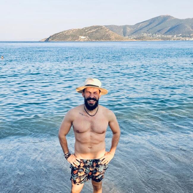 Δουλειά για babysitter στην περιοχή Άγιος Στέφανος: Michail