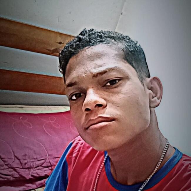 Babá em Goiânia: Camila