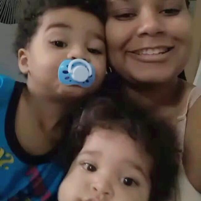 Emprego de babá em Cariacica: Brenda