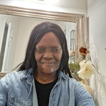 Babysitter in Trenton: Carolyn