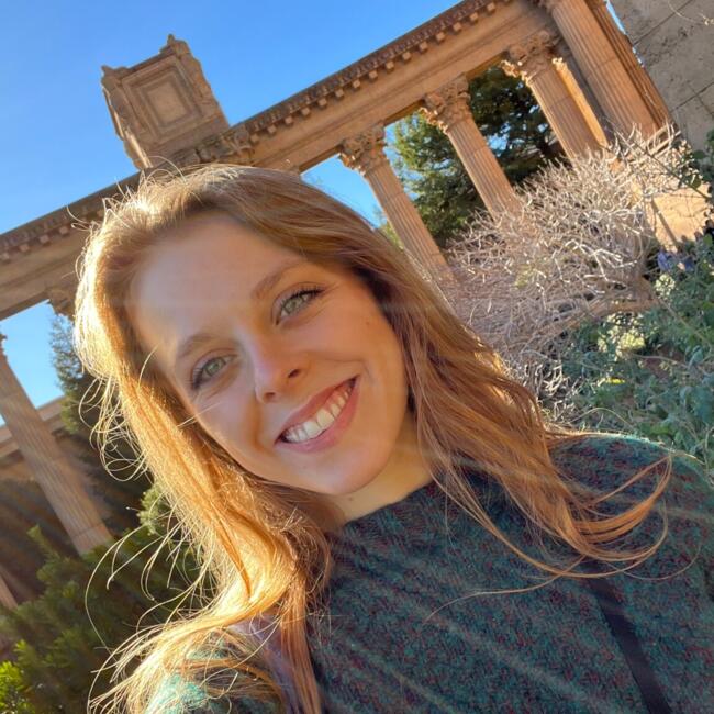 Babysitter in Edinburgh: Hannah