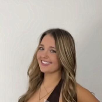 Babysitter in Brighton: Lilly