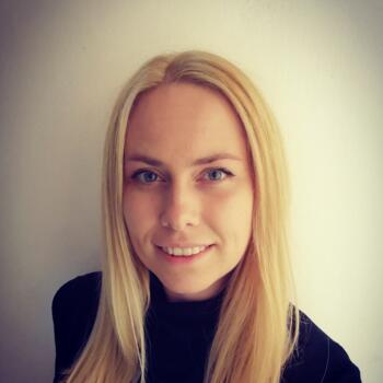 Babysitter in Budapest: Annabella