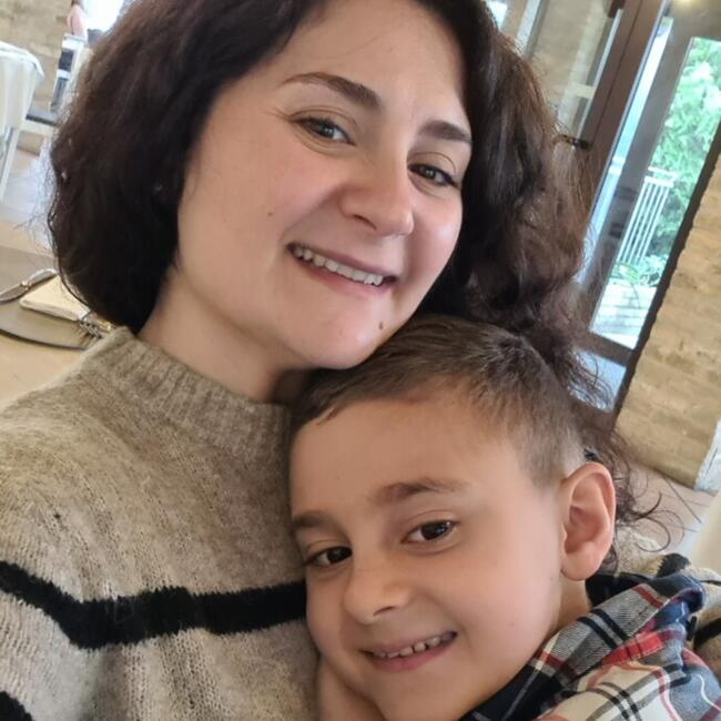 Babysitting job in Città Sant'Angelo: Corinne Emanuela