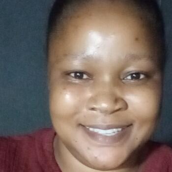 Babysitter in Emalahleni: Modiehi