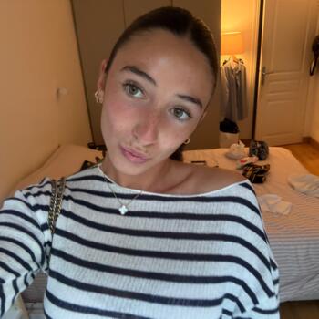 Babysitter in Saint-Mandé: Jessica