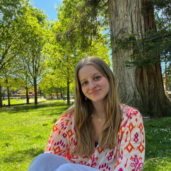 Babysitter in Marseille: Lalie