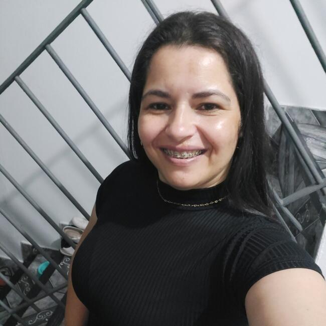 Babysitter in Barueri: Luciana