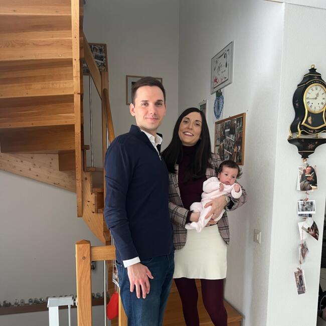 Babysitter Job in Opfikon: Laura