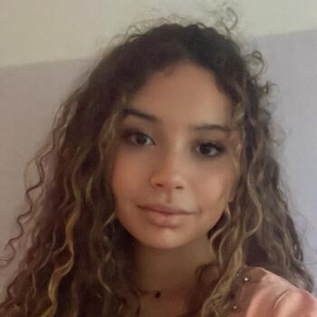 Babysitter in Argenteuil: Ines