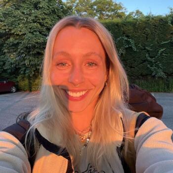 Babysitter Gold Coast: Nicki