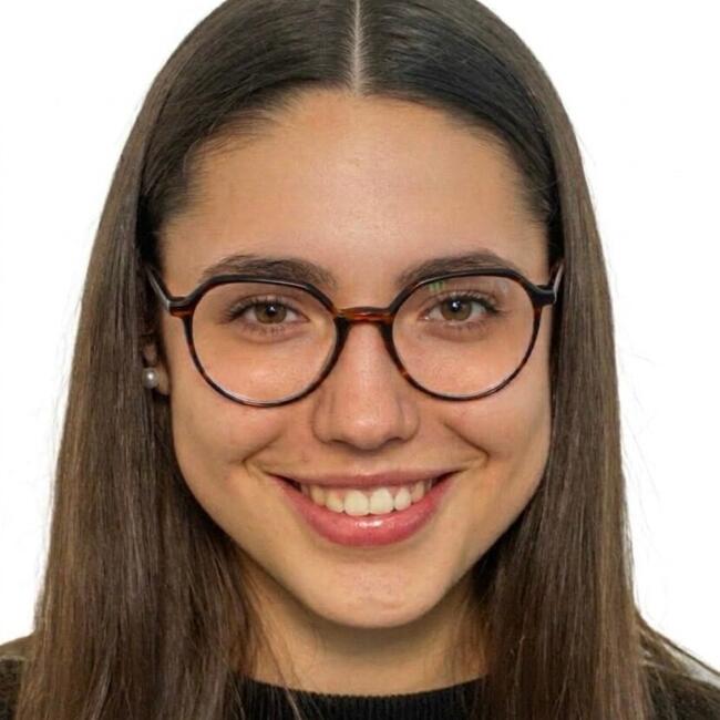 Babysitter in Bolzano Novarese: Vanessa