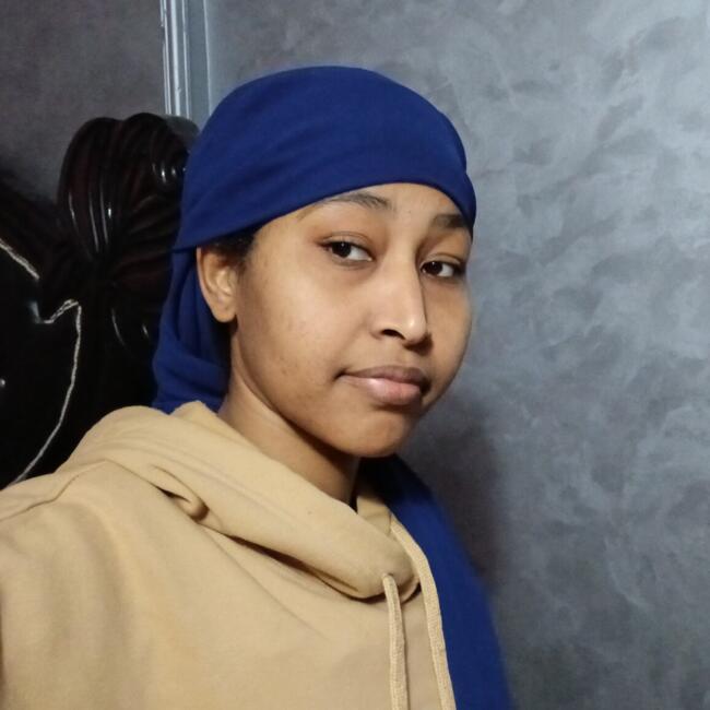 جليسة أطفال في القاهرة: Amira