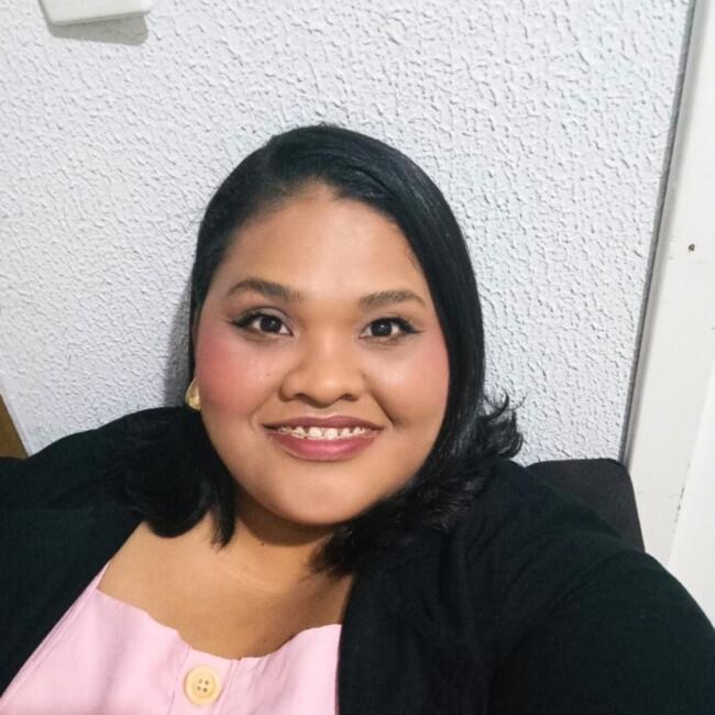 Babysitter in Blumenau: Paloma