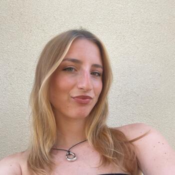 Babysitter in Budapest: Lilla