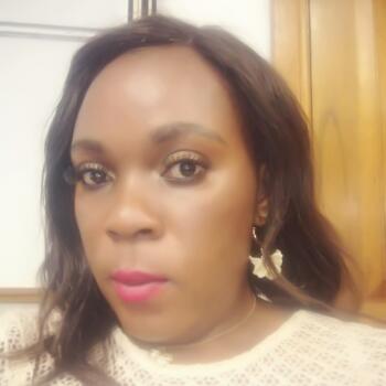 Nanny Roodepoort: Tshiwela Jane