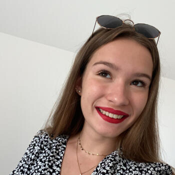 Baby-sitter in Darnétal: Jade