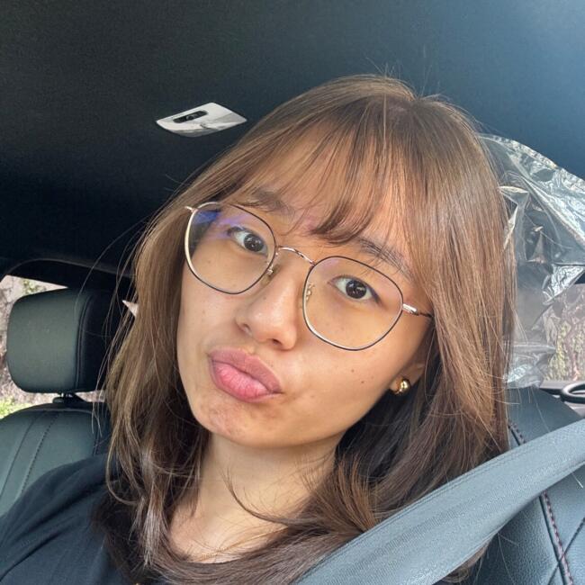 Pengasuh di Petaling Jaya: Yong Ann