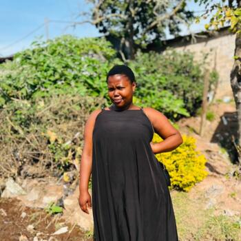Babysitter Umlazi: Nosy