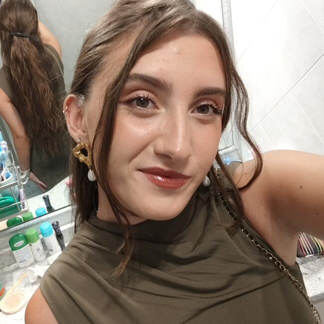 Babysitter in San Mauro Torinese: Anna