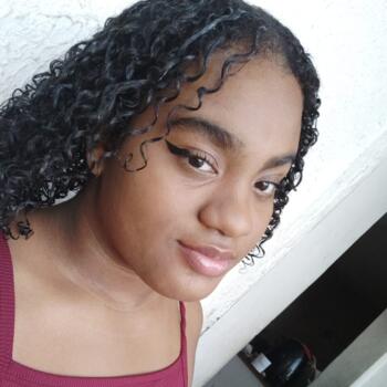 Babysitter in Salvador: Maria Eduarda