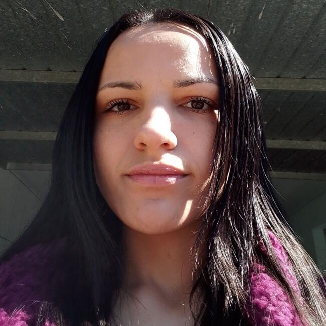 Babysitter in Içara: Amanda