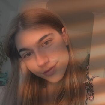 Babysitter in Setúbal: Mariana
