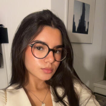 Baby-sitter Paris: Cyrine