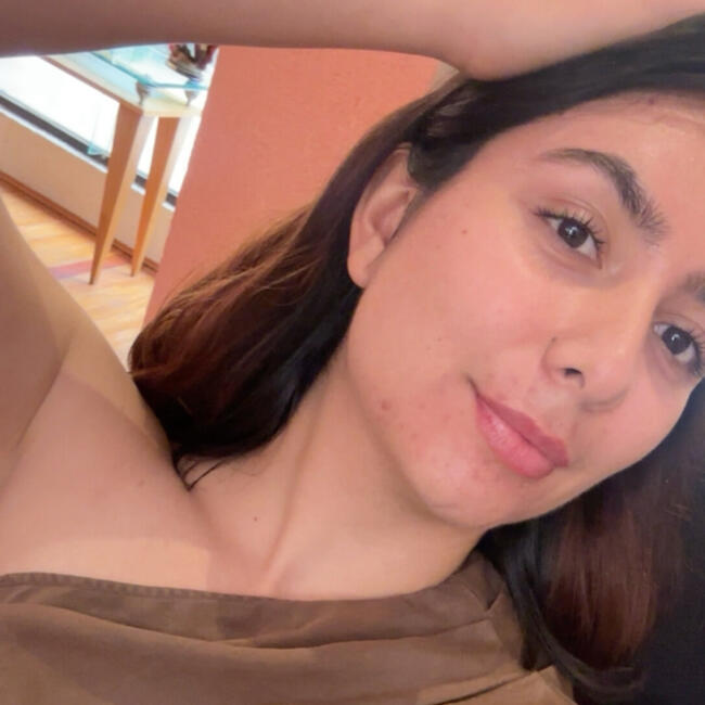 Babysitter in Lake Worth Village Mobile Home Park: Erika