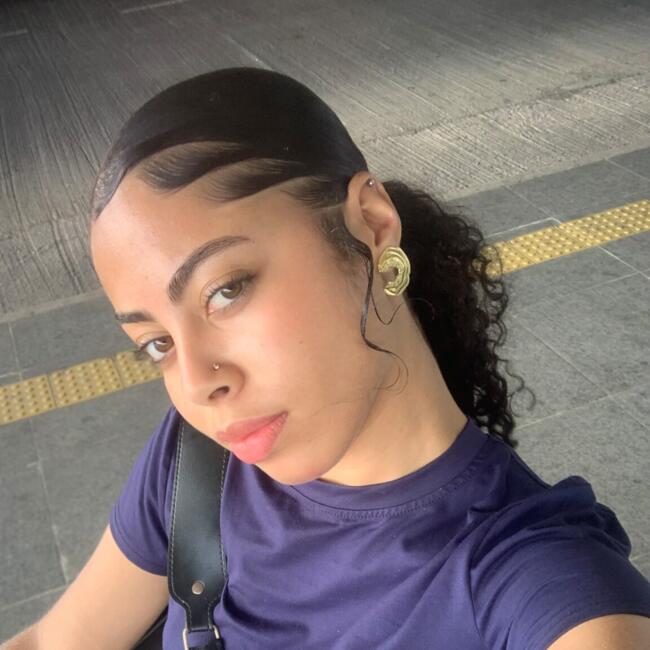 Babá em Salvador: Crisangela