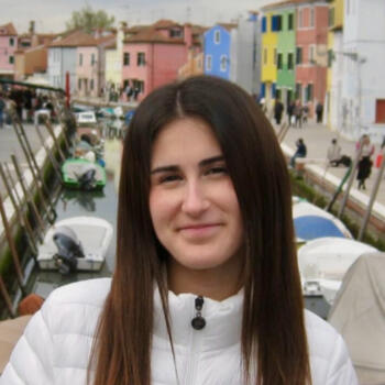 Nanny in Sant Feliu de Guíxols: Aina