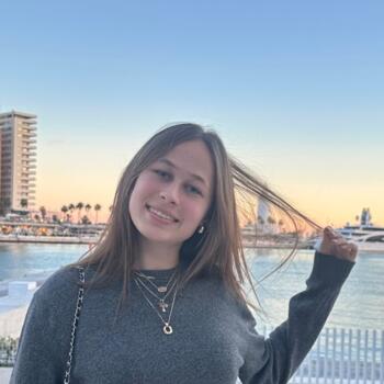 Babysitter in Watermael-Boitsfort: Veronika