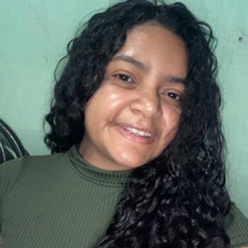 Babá Armação dos Búzios: Raiane