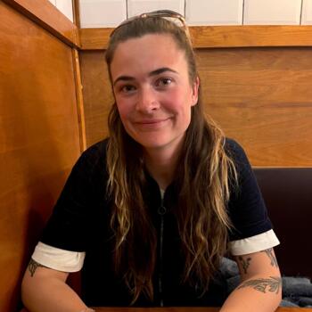 Babysitter in Bristol: Grace