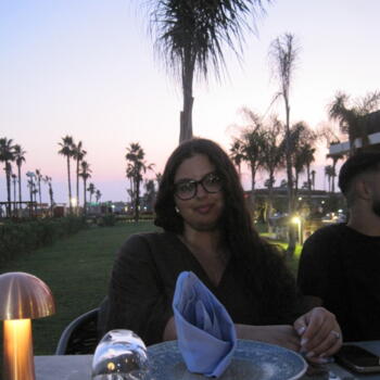 جليسة أطفال في دبي: Lina