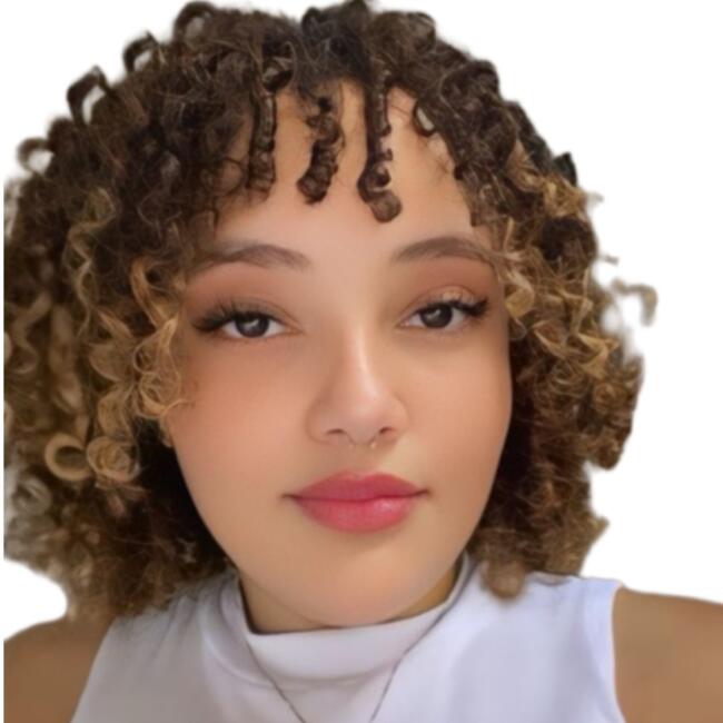 Babysitter in Itapecerica da Serra: Yasmin