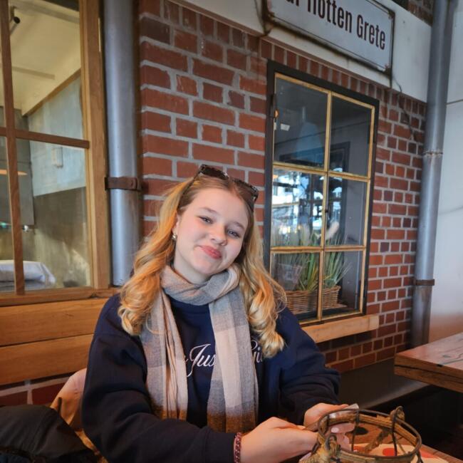 Babysitter in Obertshausen: Pauline