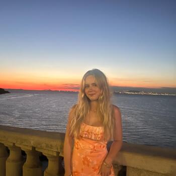 Babysitter in Altrincham: Malin