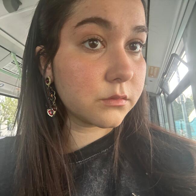 Babysitter in Bagneux: Maia